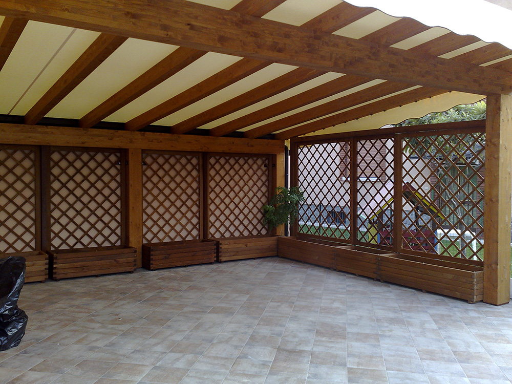 Pergole e coperture per esterno in legno lamellare tendasol for Coperture per tettoie leroy merlin