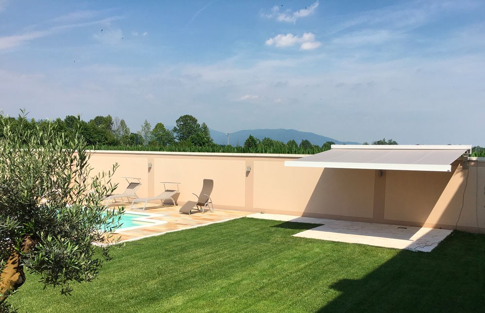 Tenda da sole a cassonetto standard 